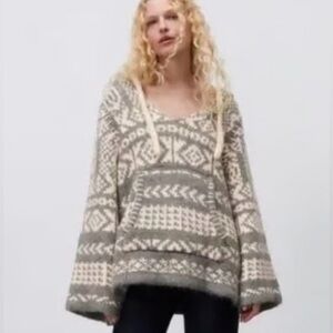 Zara Jacquard Knit Hoodie Poncho Sweater Bell Sleeve Medium